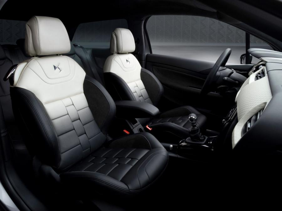  Citroen DS3 Inside Concept 2009 года  (фото 5 из 122)